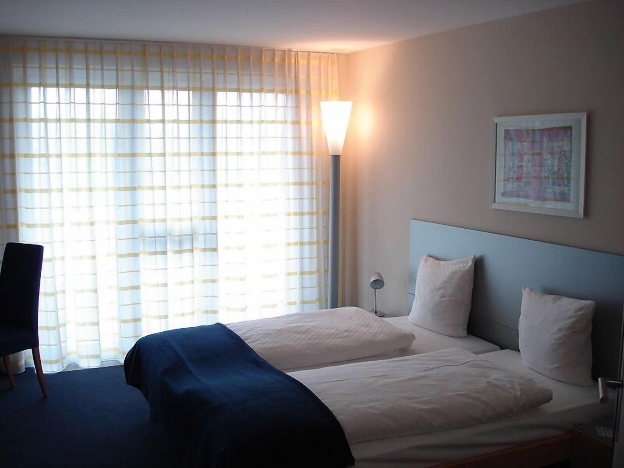 Aarau West Swiss Quality Hotel Oberentfelden Exterior photo