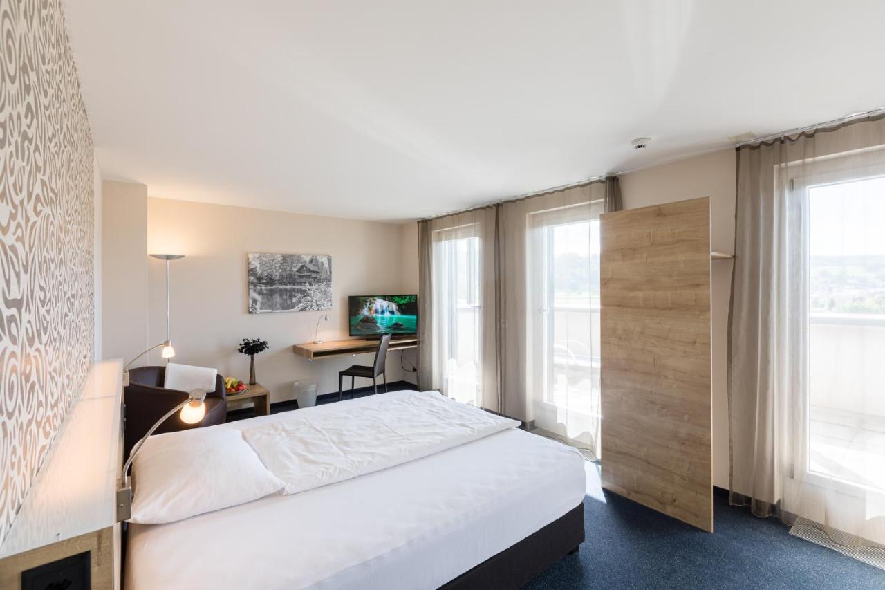Aarau West Swiss Quality Hotel Oberentfelden Exterior photo