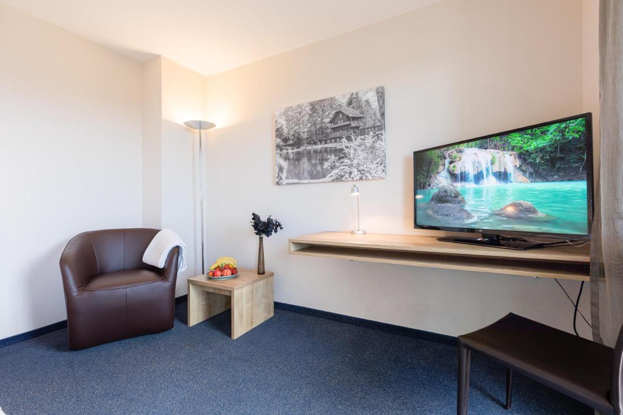 Aarau West Swiss Quality Hotel Oberentfelden Exterior photo