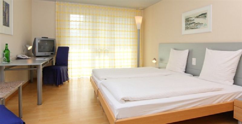 Aarau West Swiss Quality Hotel Oberentfelden Exterior photo